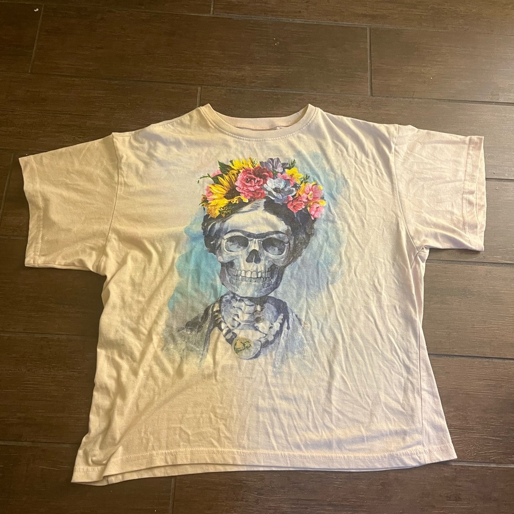 Frida kahlo XS Floral Skull Graphic T-Shirt